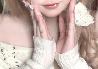 厨房中的纯爱neko：趁热打浪的写真旅行