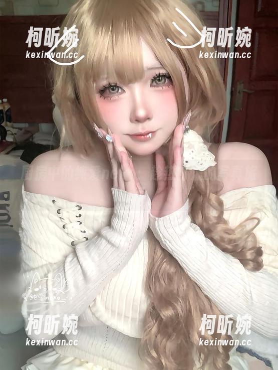 厨房中的纯爱neko：趁热打浪的写真旅行