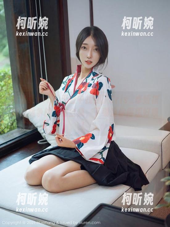 花漾show - 无意中找到了Cris_卓娅祺内心战争的制服全集，下载前你得想好哦！