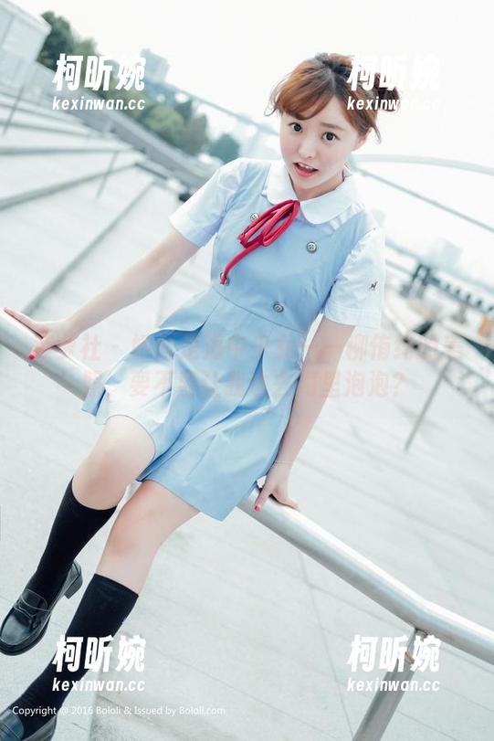 菠萝社 - 她就是海中少女——柳侑绮的美照，要不要让我也去海里泡泡？