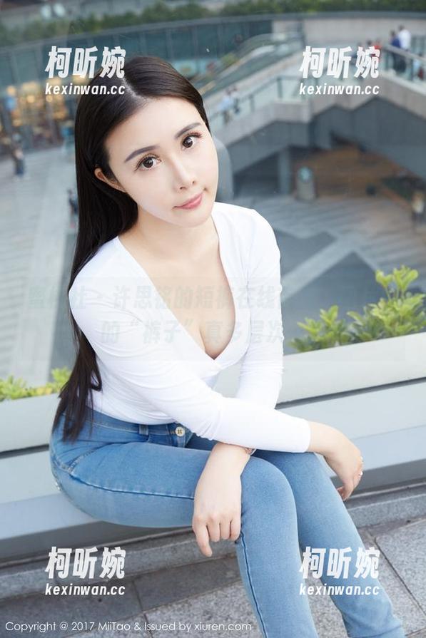 蜜桃社-许思铭 蜜桃社 - 许思铭的短裤在线首秀,图片中的“裤子”真多层次…。