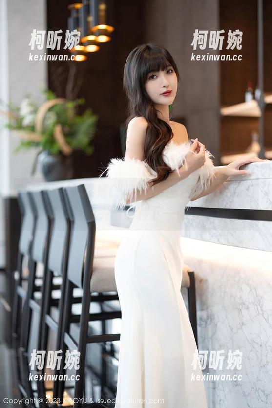 语画界 - 杨紫嫣Cynthia图包，每一张红裙都像是在头脑中种下一颗小毒草。