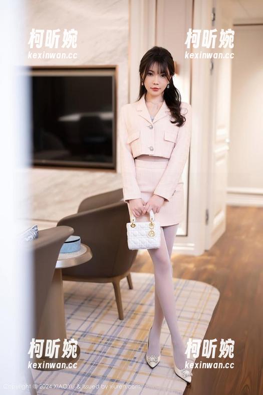 语画界 - 蜜桃酱的剧情原图来袭，感兴趣的朋友们快来百万图中抢个免费！
