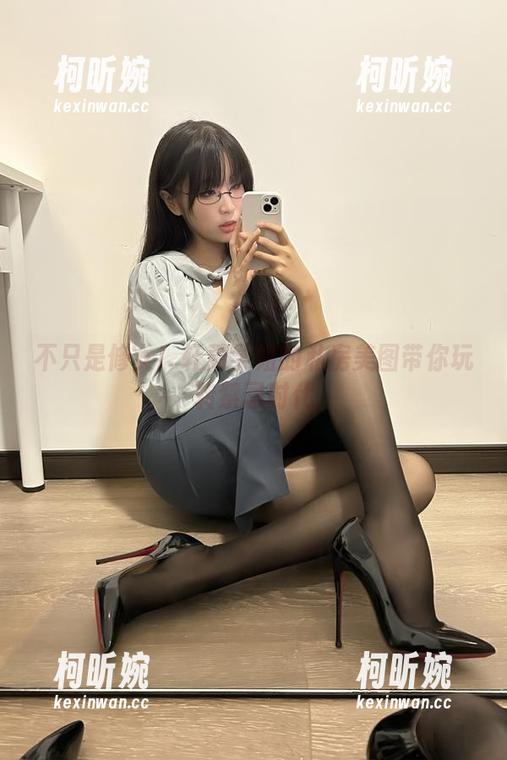 不只是修女！轩萧学姐的私房美图带你玩转禁忌时代