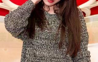 轰趴猫 – 这组图片太撩了，杨晨晨sugar的美脚让人忍不住想多看几遍！
