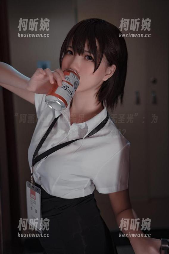 “阿薰kaOri的美足，竟然无圣光”：为啥这脚趾头都这么会撩？